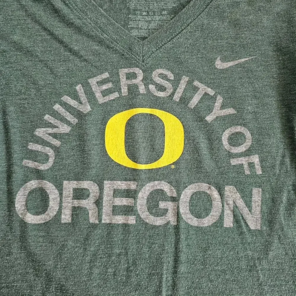 Nike University of Oregon V-neck
